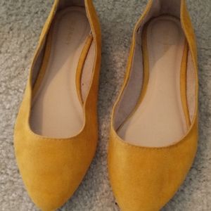 Old Navy suede mustard yellow flats